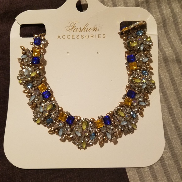 Jewelry - Necklace